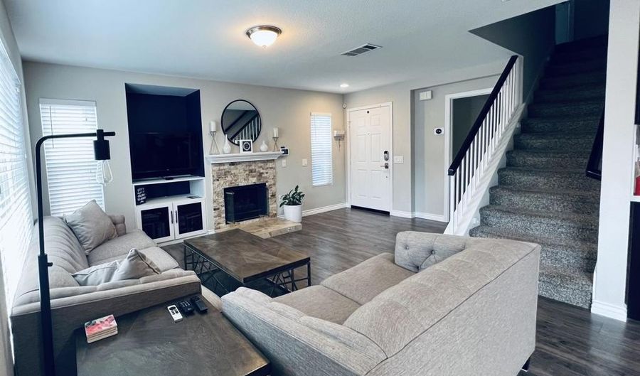 532 Dakota Way, Oceanside, CA 92056 - 4 Beds, 3 Bath