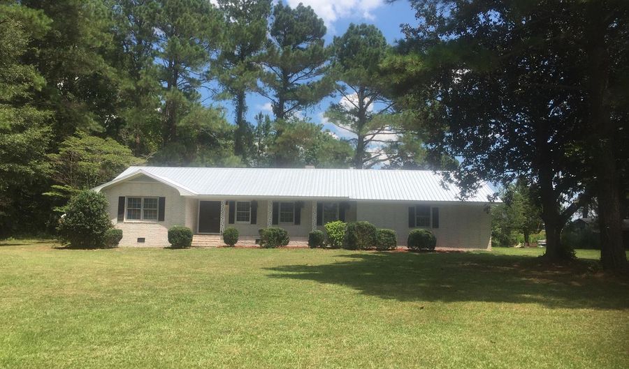 1361 Fountaintown Rd, Beulaville, NC 28518 - 3 Beds, 3 Bath
