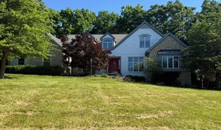 5776 Kensington Ridge Dr, Anderson Twp., OH 45230 - 4 Beds, 6 Bath