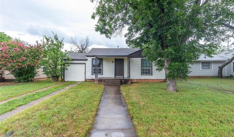 1641 Marshall St, Abilene, TX 79605 - 3 Beds, 1 Bath
