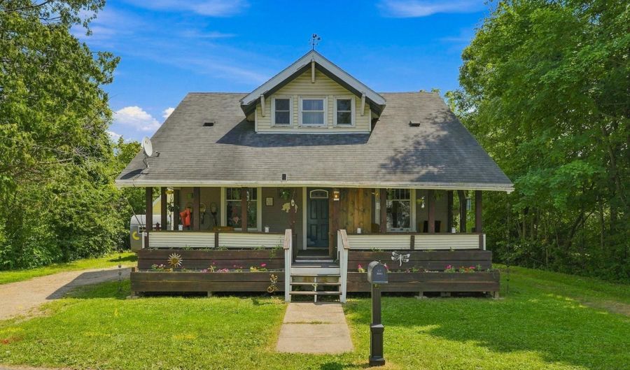 317 Water Ave, Amery, WI 54001 - 4 Beds, 2 Bath