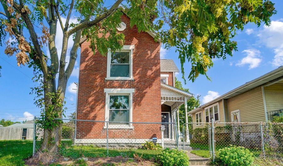 880 Thomas Ave, Columbus, OH 43223 - 2 Beds, 2 Bath