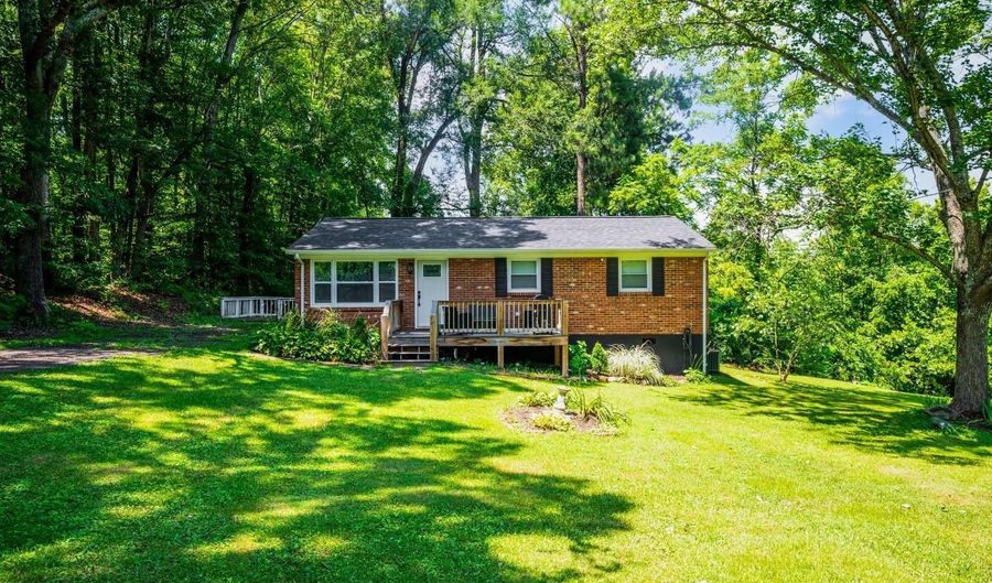 387 Stage Rd, Amherst, VA 24521 - 3 Beds, 1 Bath