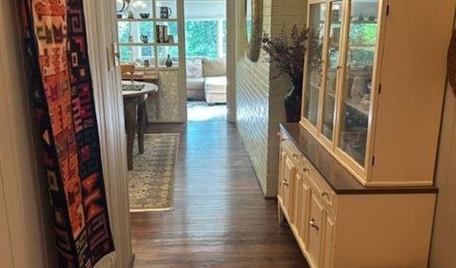 841 Coleman Dr, Anniston, AL 36207 - 3 Beds, 3 Bath