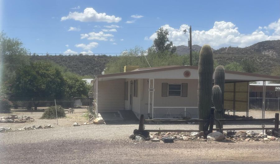 34270 S BERTHA St, Black Canyon City, AZ 85324 - 2 Beds, 1 Bath