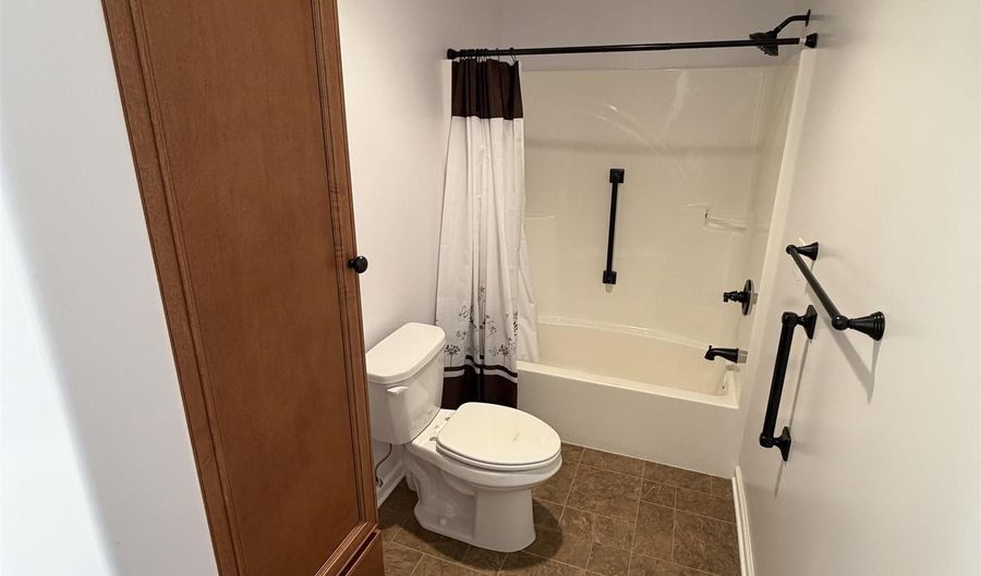 1703 Krebs Ct, Angola, IN 46703 - 2 Beds, 2 Bath