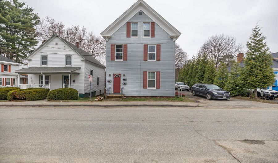 19 Granite St, Auburn, ME 04210 - 0 Beds, 3 Bath