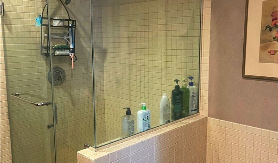 801 S Grand Ave 1608, Los Angeles, CA 90017 - 2 Beds, 2 Bath