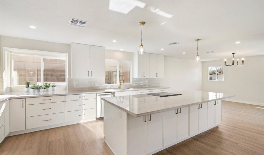 2900 N NEBRASKA St, Chandler, AZ 85225 - 3 Beds, 2 Bath