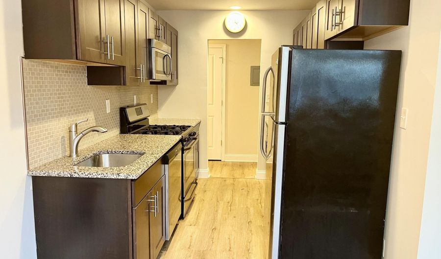 320 8th Ave 1, Asbury Park, NJ 07712 - 2 Beds, 2 Bath