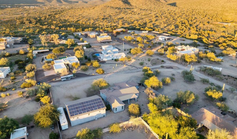 37526 N 26TH St, Cave Creek, AZ 85331 - 4 Beds, 2 Bath