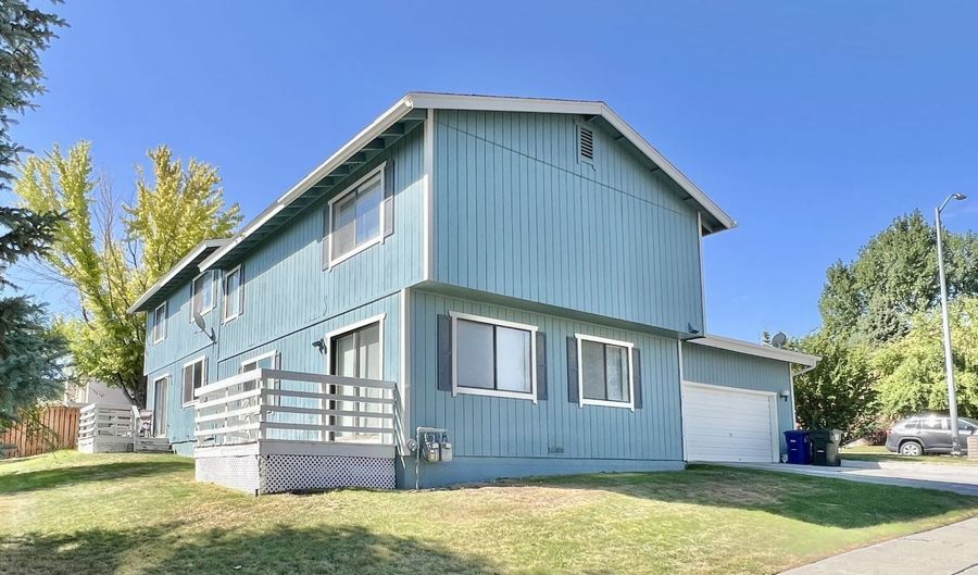 2029 Russell Dr, Elko, NV 89801 - 5 Beds, 4 Bath