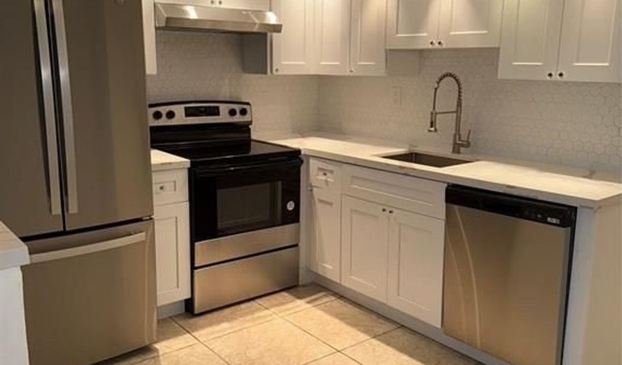 1120 102nd St 14, Bay Harbor Islands, FL 33154 - 1 Beds, 1 Bath