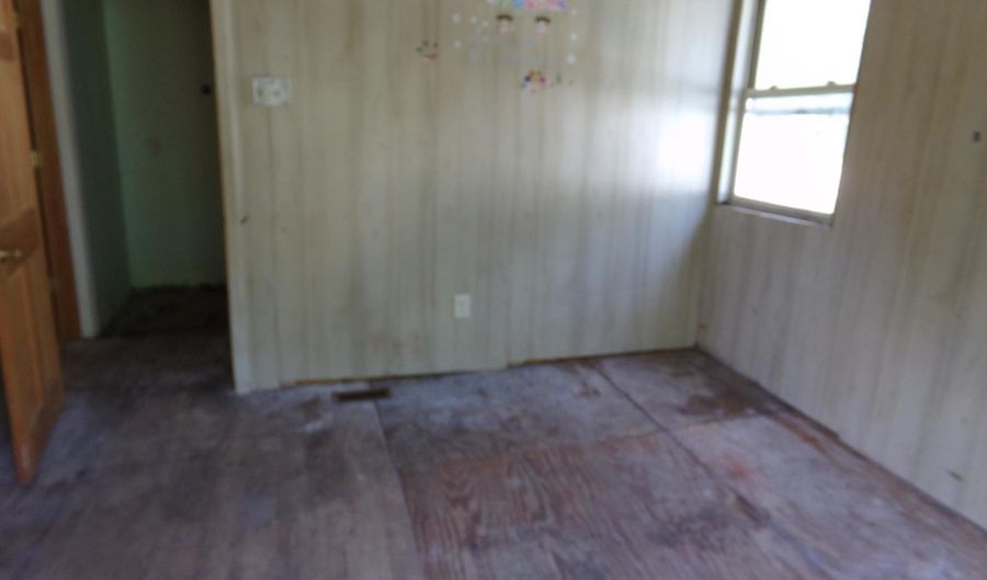 14 Gibson, Whitesboro, NJ 08210 - 5 Beds, 1 Bath