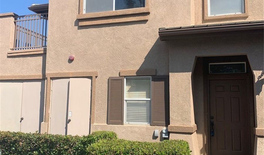 278 Woodcrest Ln, Aliso Viejo, CA 92656 - 2 Beds, 2 Bath