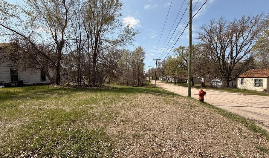 249 N Nelson St, Appleton, MN 56208 - 0 Beds, 0 Bath