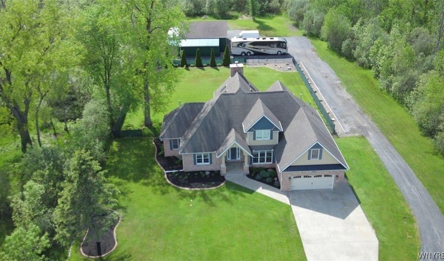 1362 Town Line Rd, Alden, NY 14004 - 4 Beds, 3 Bath