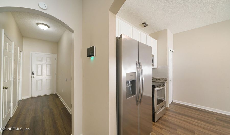 7116 TIMMERMAN Ln, Jacksonville, FL 32244 - 3 Beds, 3 Bath