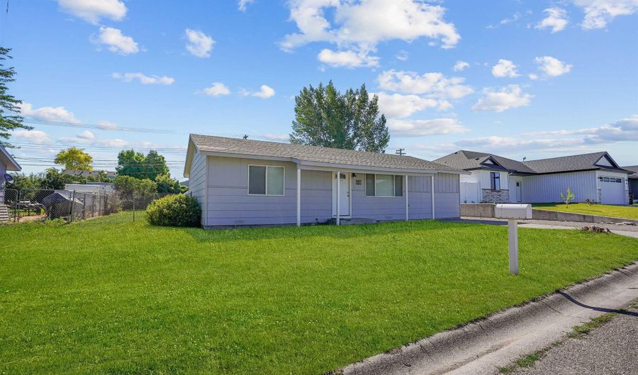 2941 Almo Ave, Burley, ID 83318 - 3 Beds, 1 Bath