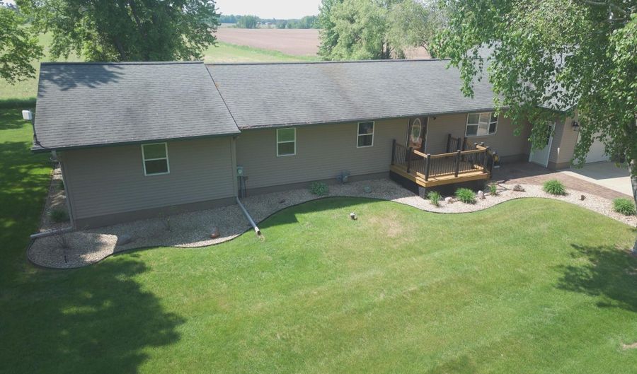 W11275 CTH HH, Antigo, WI 54409 - 4 Beds, 2 Bath