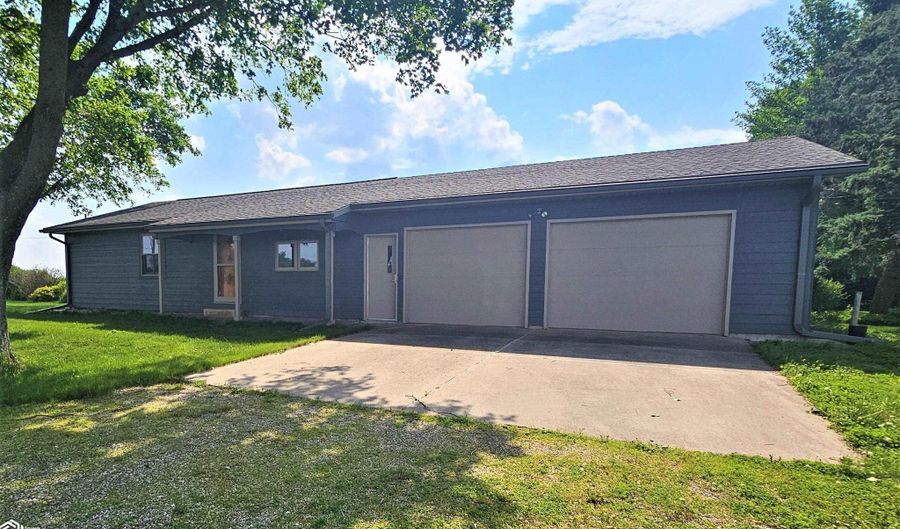 1215 190Th St, Algona, IA 50511 - 3 Beds, 2 Bath