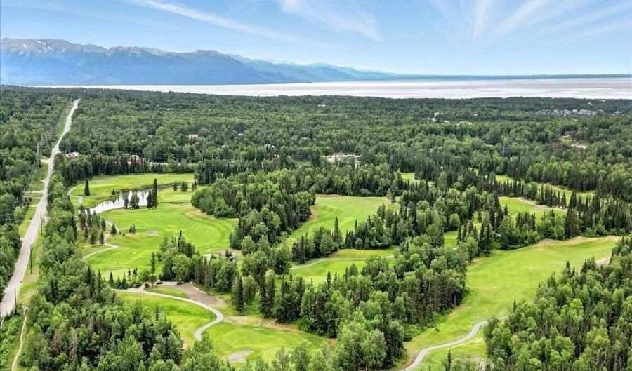8683 Estates Cir, Anchorage, AK 99507 - 5 Beds, 3 Bath