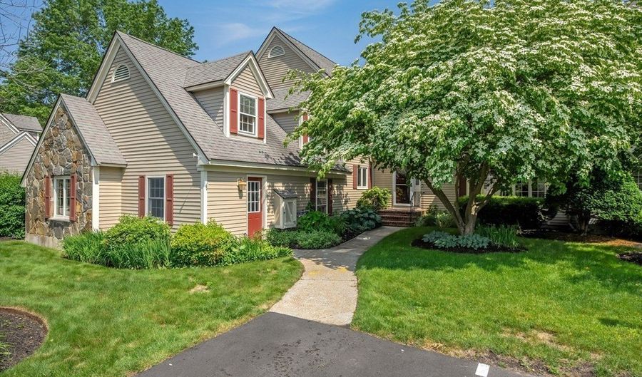 35 Michael Way, Andover, MA 01810 - 2 Beds, 4 Bath