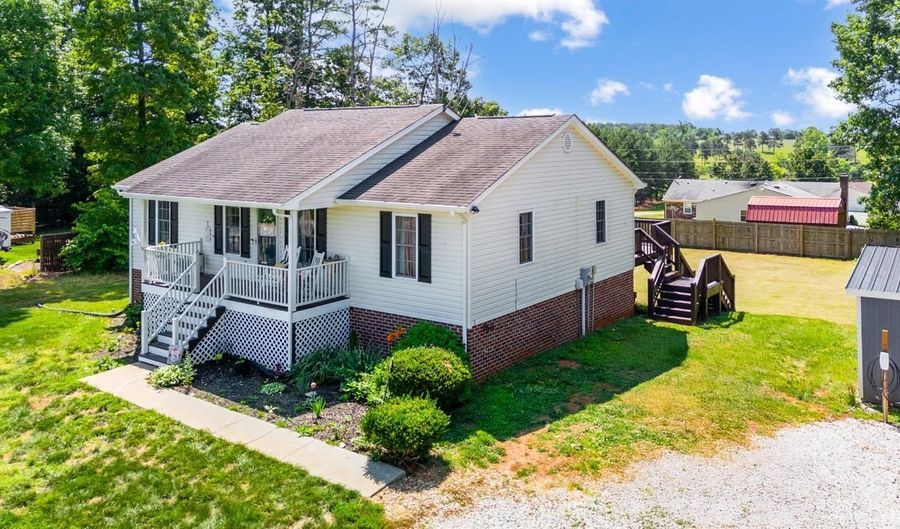 343 Soybean Dr, Appomattox, VA 24522 - 3 Beds, 3 Bath