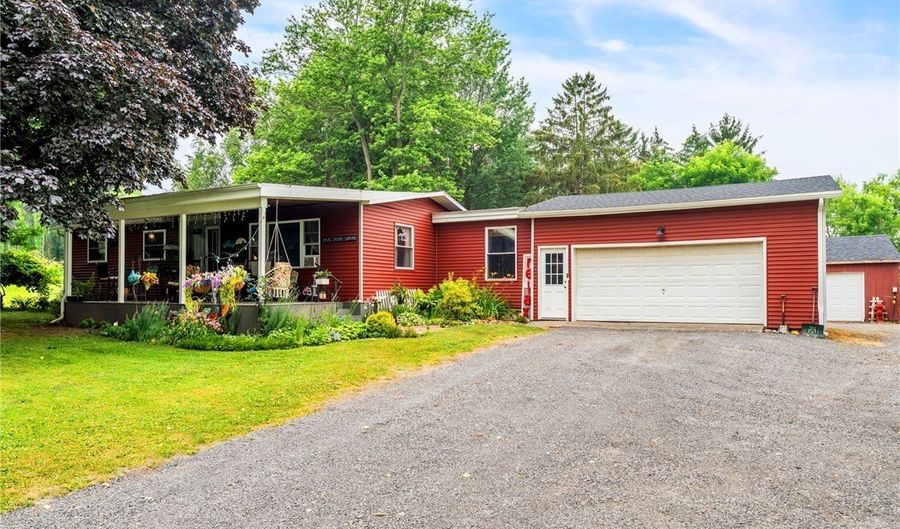3773 Gaines Basin Rd, Albion, NY 14411 - 3 Beds, 1 Bath