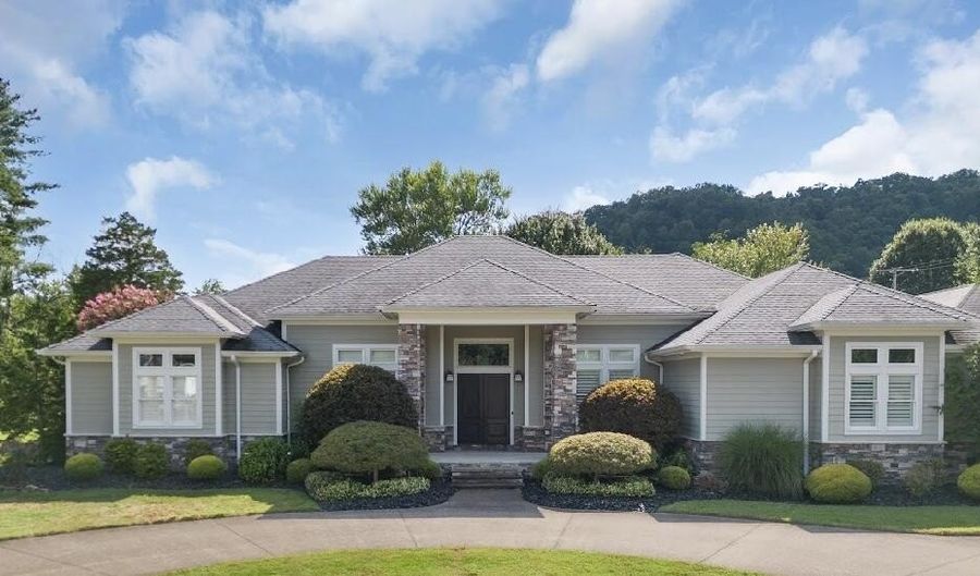 87 Ball Park St, Allen, KY 41601 - 5 Beds, 5 Bath