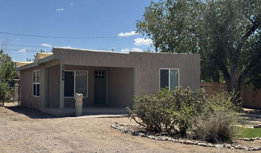 1804 Slate Ave NW, Albuquerque, NM 87104 - 2 Beds, 2 Bath