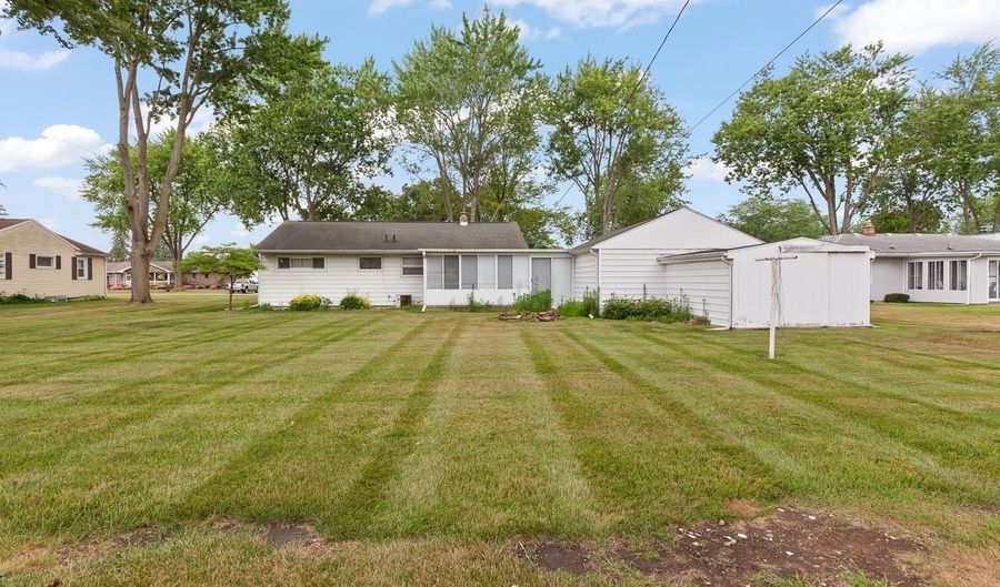 2725 Sharon, Adrian, MI 49221 - 3 Beds, 1 Bath