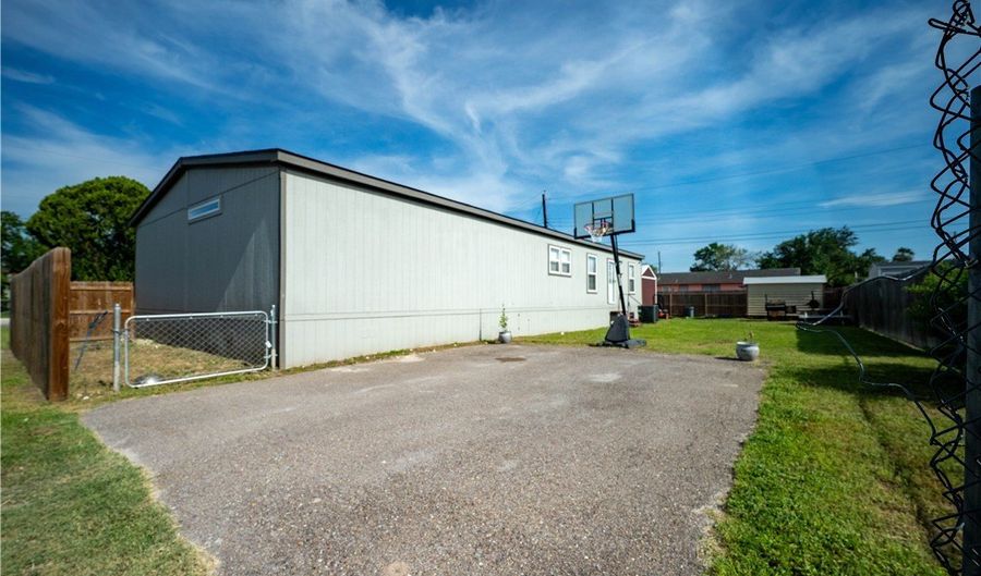 1101 Vela St, Alice, TX 78332 - 4 Beds, 2 Bath