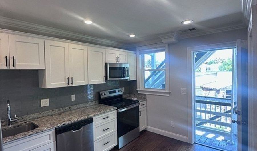 39 W Walnut Park 3, Boston, MA 02119 - 3 Beds, 1 Bath