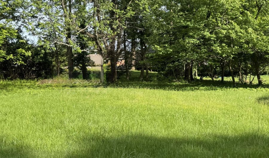 203 Parkview Dr, Bardstown, KY 40004 - 3 Beds, 2 Bath