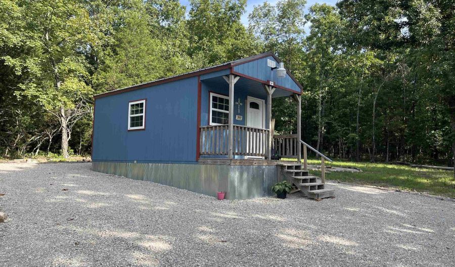 743 The Day Rd, Ash Flat, AR 72513 - 1 Beds, 1 Bath