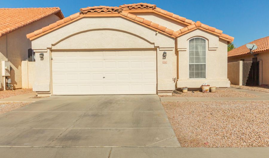 12562 W CAMBRIDGE Ave, Avondale, AZ 85392 - 3 Beds, 2 Bath