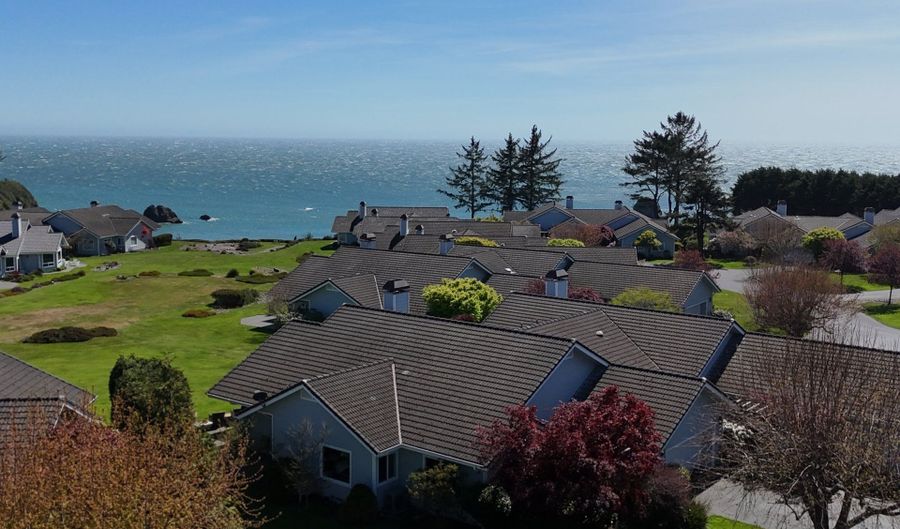 204 SCHOONER BAY Dr, Brookings, OR 97415 - 3 Beds, 2 Bath