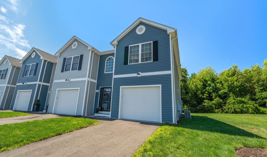 57 Gillette Way 57, Bristol, CT 06010 - 3 Beds, 3 Bath