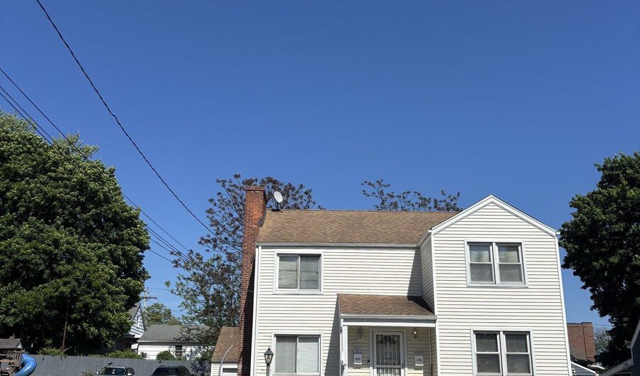 1232-1234 Reservoir Ave, Bridgeport, CT 06606 - 4 Beds, 2 Bath