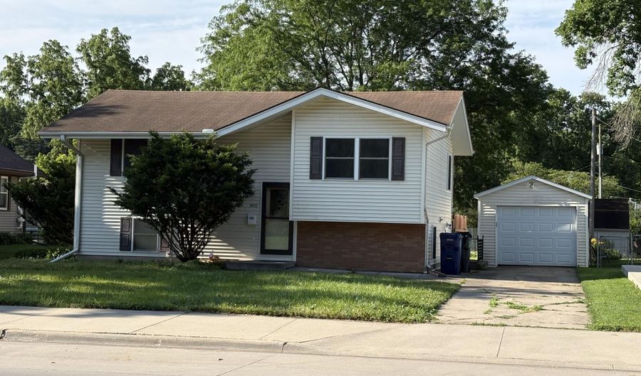 3810 Ontario St, Ames, IA 50014 - 3 Beds, 2 Bath