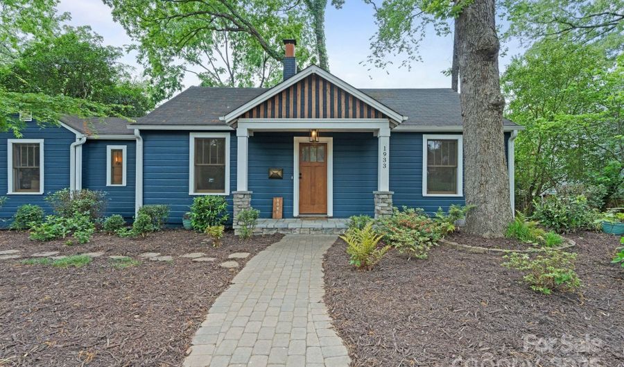 1933 Thurmond Pl, Charlotte, NC 28205 - 3 Beds, 2 Bath