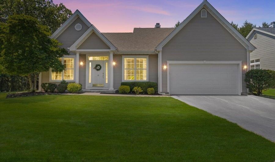 15 Misty Lake Ct, Barnegat, NJ 08005 - 2 Beds, 2 Bath