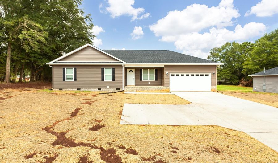 1551 ALEXANDRIA WELLINGTON Rd, Alexandria, AL 36250 - 3 Beds, 2 Bath