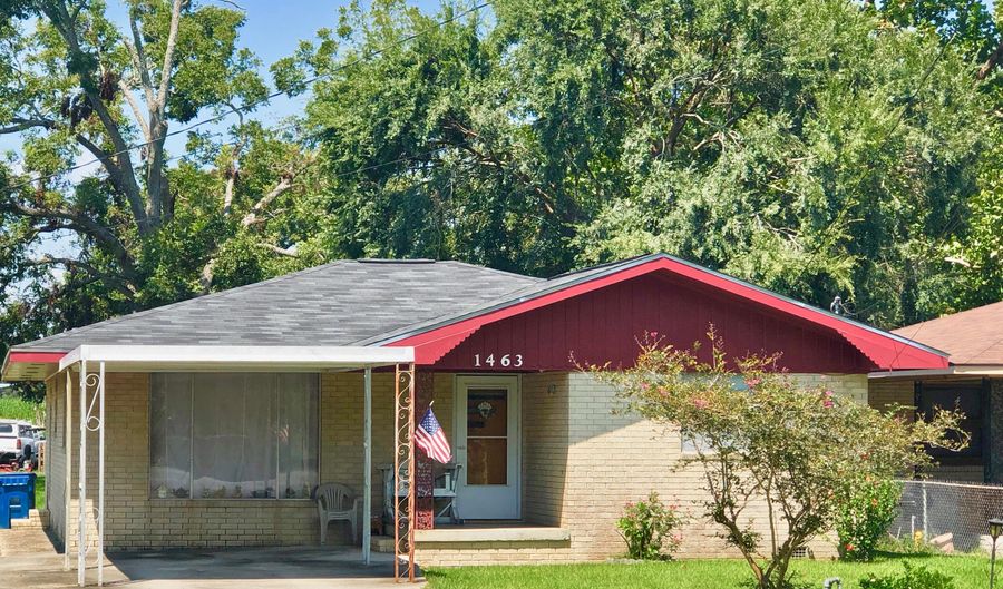 1463 Henderson Hwy, Breaux Bridge, LA 70517 - 2 Beds, 2 Bath