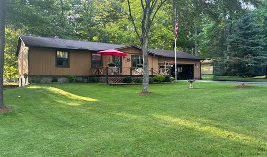 4288 N Ash Rd, Alcona, MI 48742 - 3 Beds, 2 Bath