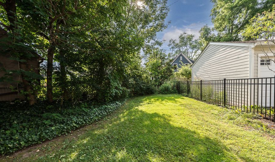 303 Wesley St, Ann Arbor, MI 48103 - 3 Beds, 1 Bath