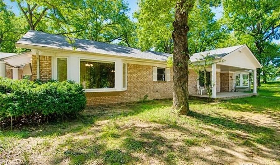 3260 Howard Rd, Beggs, OK 74421 - 3 Beds, 3 Bath