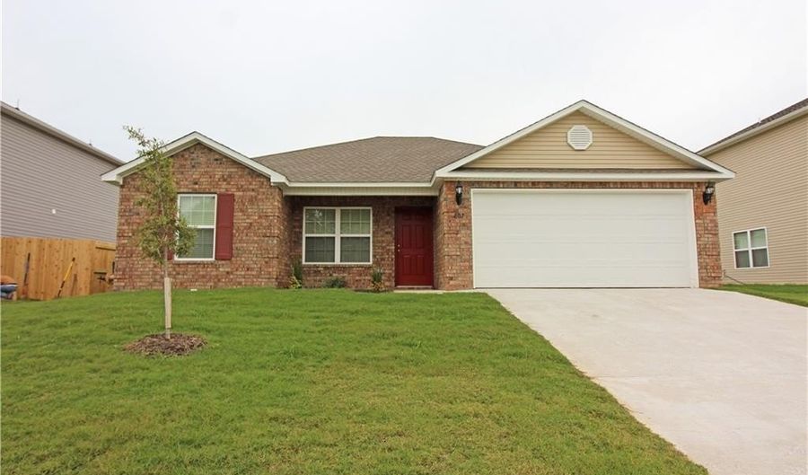 807 Green World St, Bentonville, AR 72712 - 4 Beds, 2 Bath