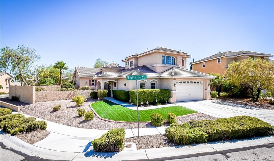 10243 Bright Harbor Ave, Las Vegas, NV 89135 - 3 Beds, 4 Bath